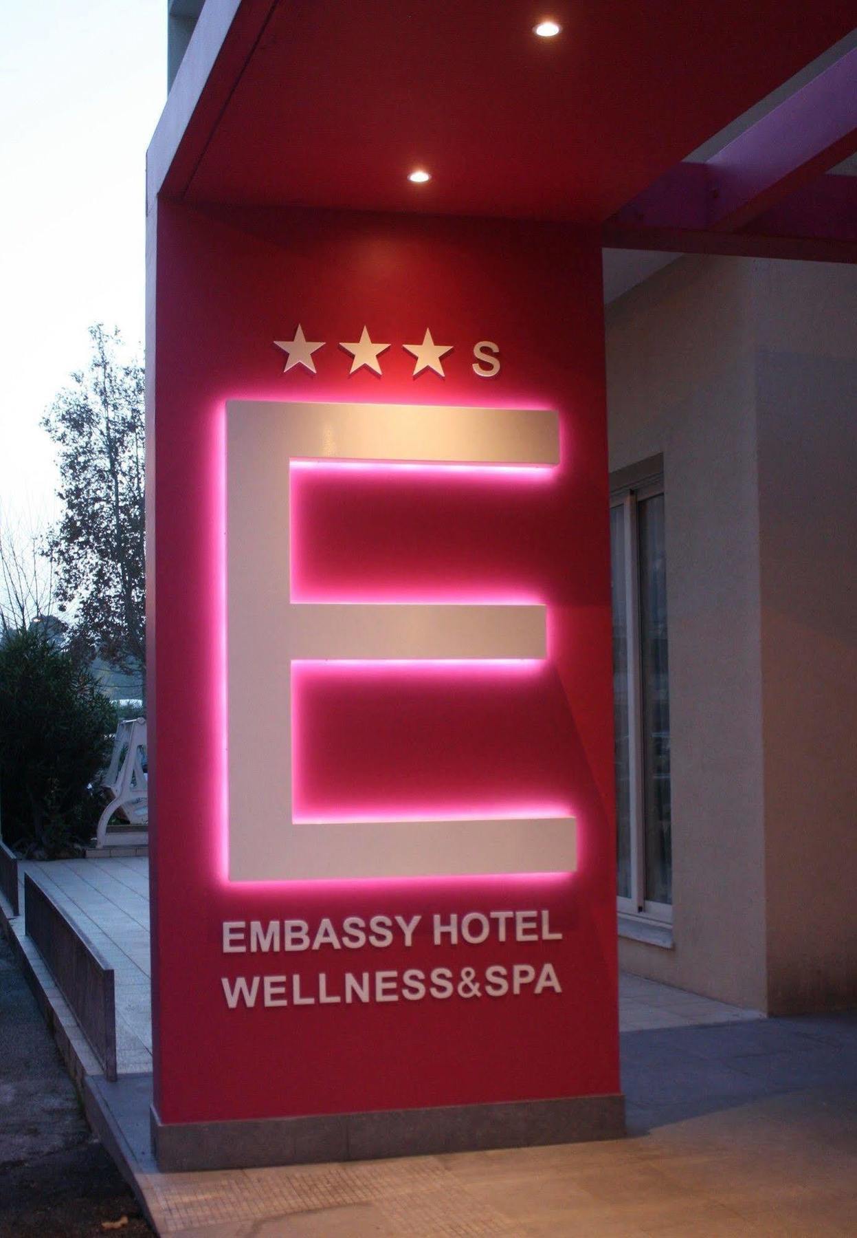 Embassy Hotel & Spa Каттолика Экстерьер фото